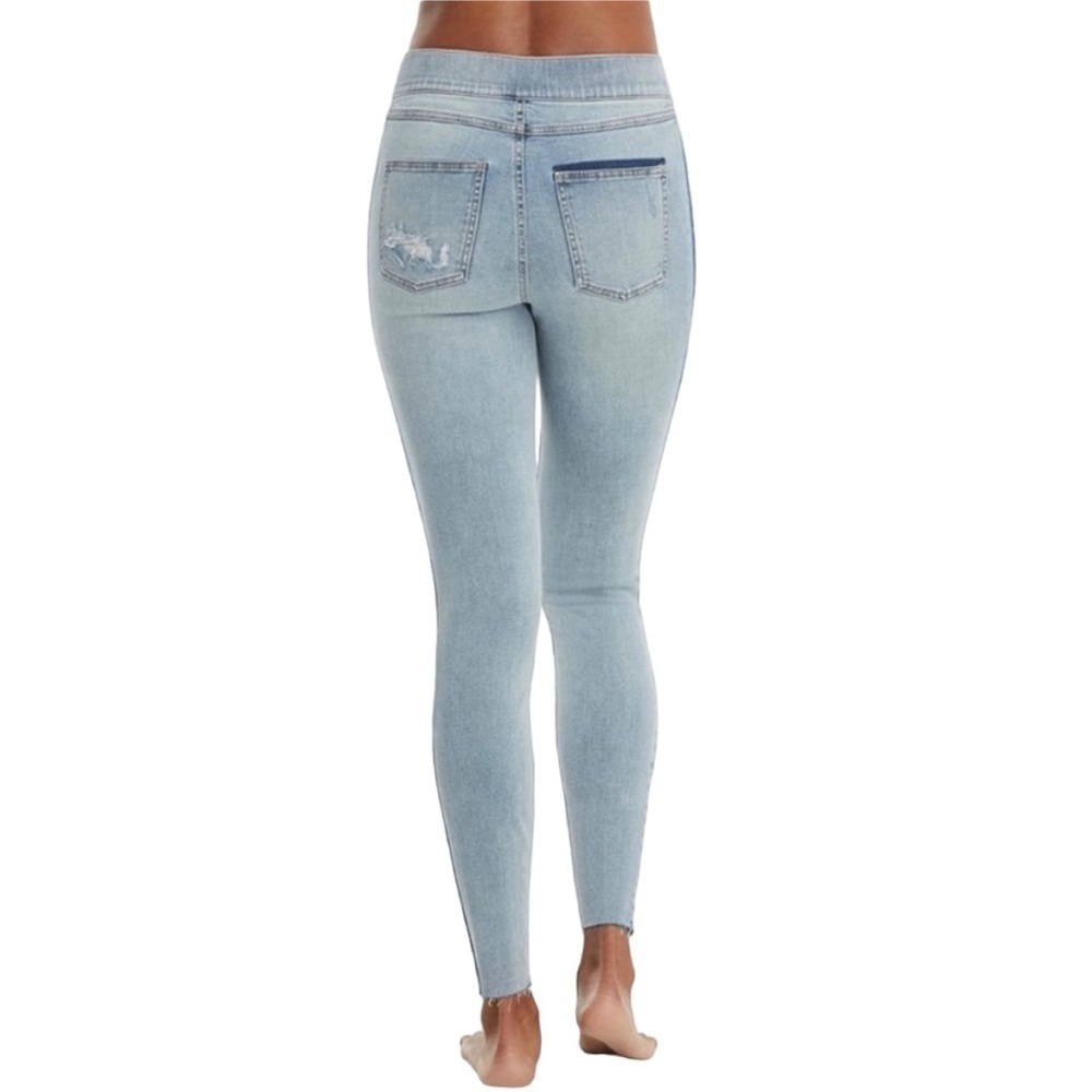 NWT SPANX Side Stripe Jeans in lightwash S Stretchy High Waist - Picture 3 of 14